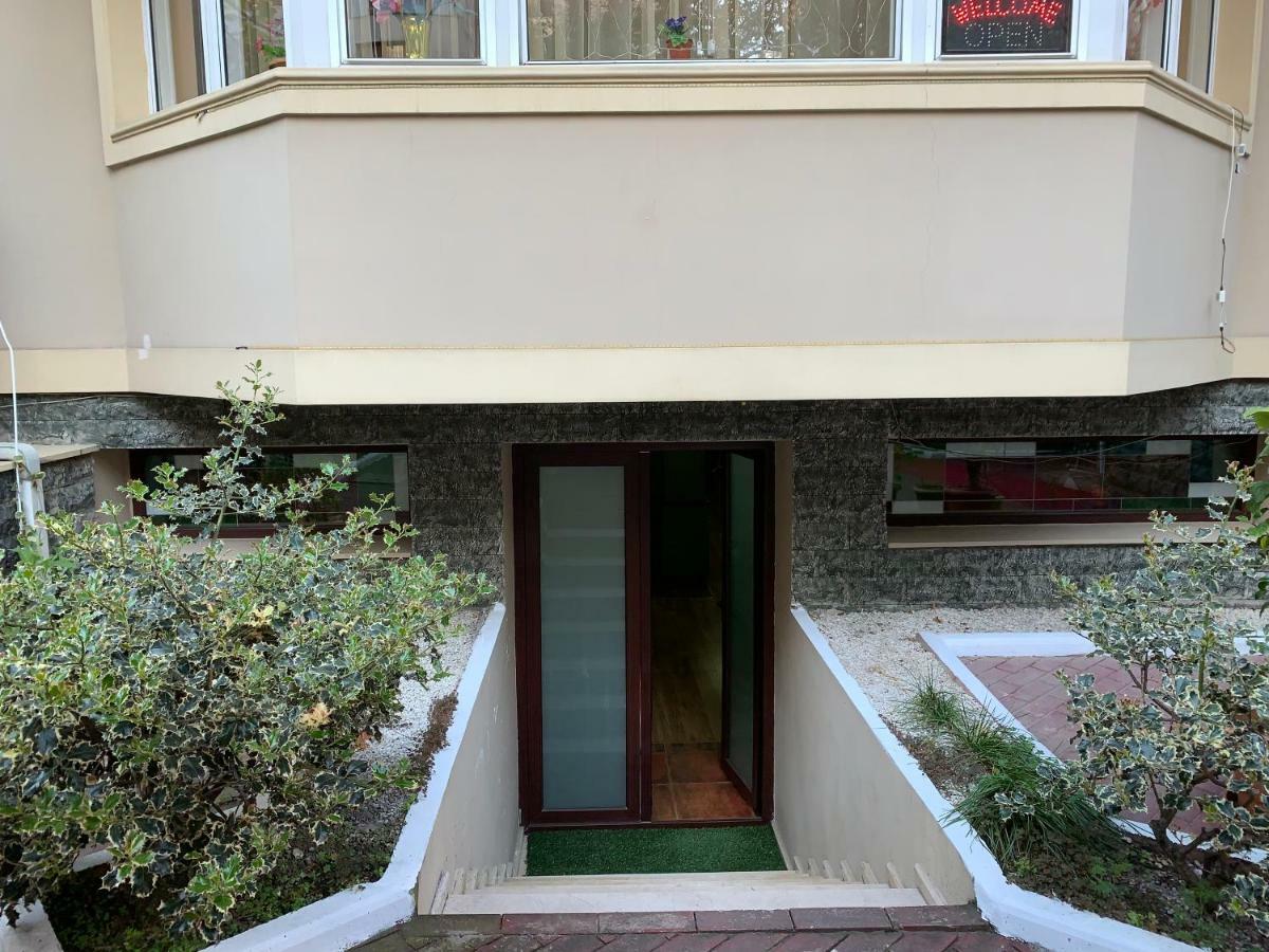Light House Hotel Батуми Екстериор снимка